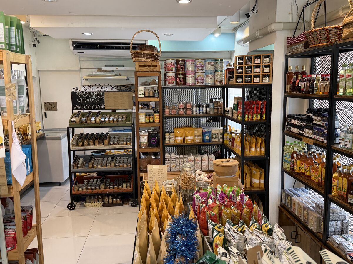 Radiance Wholefoods full store interior showing organic pantry staples spices and plant-based products sourced from trusted suppliers Sukhumvit Soi 49