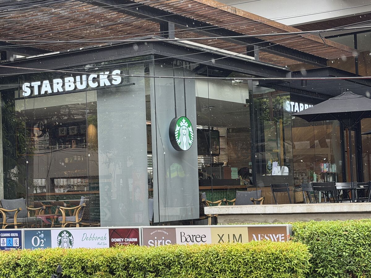 Starbucks - Cafe on Sukhumvit Soi 49 Bangkok
